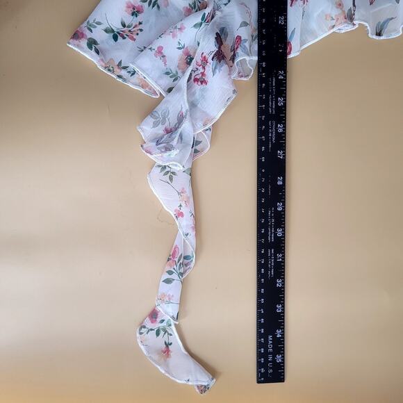 Thirty/Thirty LA White Floral‎ Lace Asymmetrical Fairy Princess Top Medium NWT - Picture 8 of 8